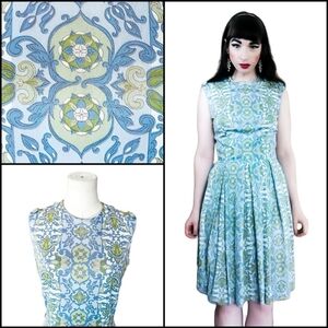 Vintage 1960s Botanical Art Nouveau Floral Vines MCM A-Line Sleeveless Dress